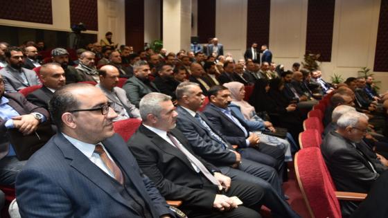 نــدوة لدعم البيئة والطاقـة النظيفـة في العتبة العلوية المقدسة.