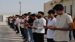 تربية النجف الاشرف تنظم وقفة حداد في مدارسها ذكرى استشهاد المرجع الديني السيد محمد باقر الصدر…