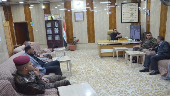 النائب الاول ” يبحث مع مدير شرطة المحافظة وعدد من القادة الامنين اهم الاستعدادت لزيارة الاربعين.