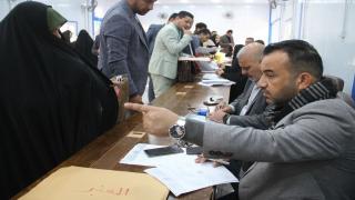 المدير العام لتربية النجف الاشرف يوجه باستقبال المراجعين في استعلامات المديرية