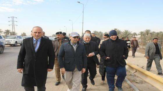 المحافظ وفريق هندسي من وزارة البلديات يناقشان تفاصيل مجسر جديد على “شط الكوفة”