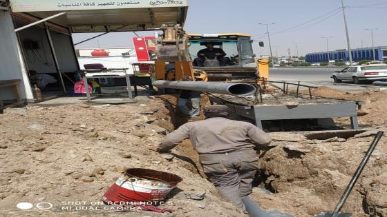 اكمال خط جديد خلف حي عدن بمسافة ١٢٠٠ م