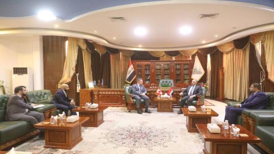 محافظ النجف يستقبل السفير الكندي لدى العراق