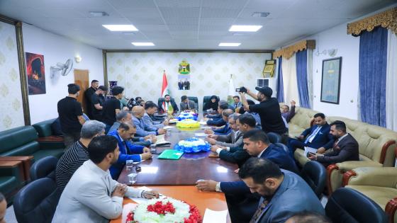 المحافظ: إنهاء ملف المدارس الكرفانية من الاولويات الضرورية والمهمة