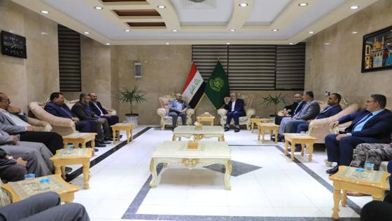 المحافظ والأمين العام للعتبة العلوية يناقشان سبل تعزيز التعاون المشترك