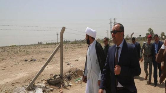 المحافظ : قريبا سيتم توزيع 1170 قطعة أرض لعوائل شهداء منتسبي الدفاع والداخلية والحشد الشعبي فضلا عن شريحة الصحفيين والشرائح المختلفة الأخرى في المحافظة .