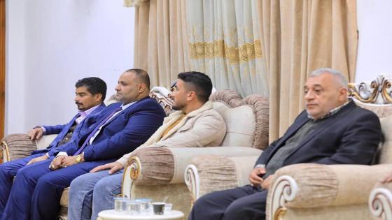 محافظ النجف الأشرف يحث مدير بلدية الكوفة الجديد على الإرتقاء بالعمل نحو الأفضل.