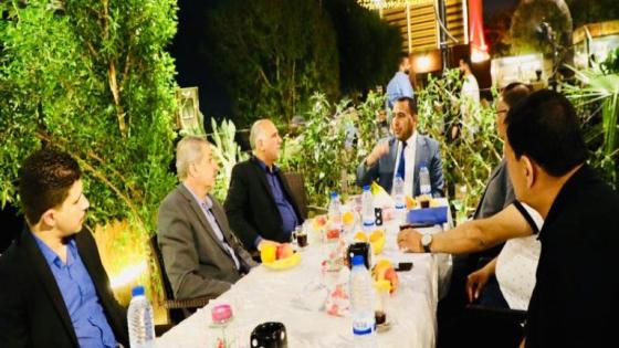 النائب الاول ” يوجه بلدية الكوفة بالاهتمام بالجانب الخدمي وخصوصاً الاماكن العامة والسياحية .