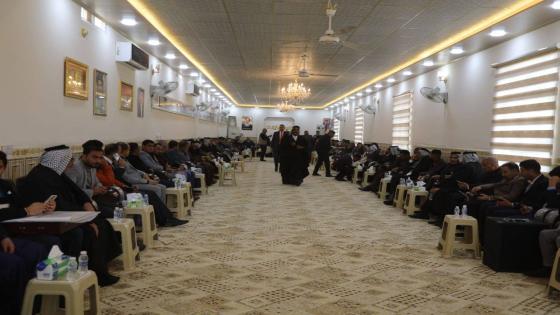 المحافظ يحضر تجمعاً عشائرياً لقبيلة الزرفات في ناحية العباسية.