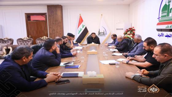 المحافظ يرأس اجتماع لجنة الإغاثة والتعمير ويؤكد دعم النازحين من لبنان