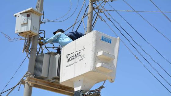 فرع توزيع كهرباء النجف قطاع كهرباء الكوفة ينجز اعمال متنوعة لتحسين الشبكة الكهربائية في القضاء…