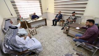 محافظ النجف الأشرف يزور وحدة المقبرة ويوجه بمنع التجاوزات وتنظيم عمل المكاتب.