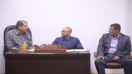 المحافظ يتراس اجتماعا مع اللجنة الفرعية لأمراض حيوانية المنشأ