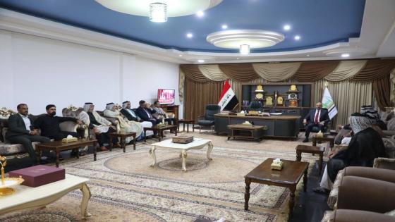 محافظ النجف الأشرف يلتقي شيوخ ووجهاء عشيرة الحواتم