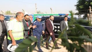 محافظ النجف الاشرف يشارك في حملة تشجير حي النداء