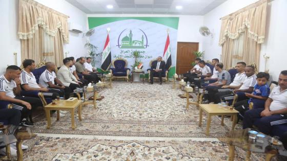 المحافظ يستقبل فريق شرطة النجف ويشيد بانجازاته الكروية