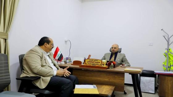 محافظ النجف الأشرف يعلن إكتشاف بئر نفطي بمنطقة واحة الرهبان في منخفض بحر النجف الأشرف