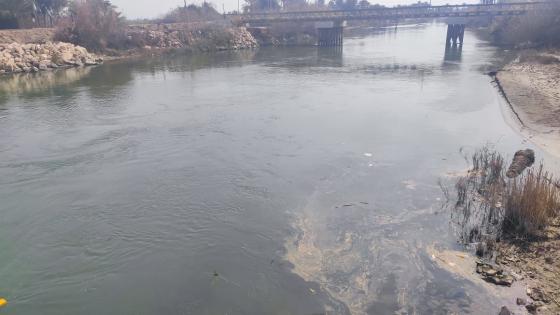 الموارد المائية تواصل رصد التصاريف عند نقطة التحادد مع محافظة الديوانية.