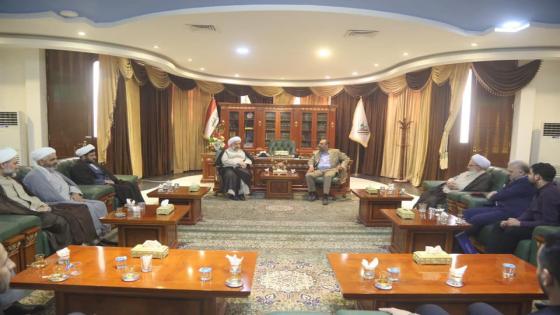 المحافظ يستقبل رئيس جامعة المصطفى العالمية ويبحثان سبل التعاون المشترك