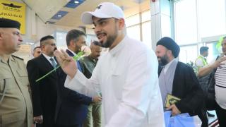 بالفيديو .. محافظ النجف الاشرف المهندس يوسف مكي كناوي يستقبل حجاج بيت الله الحرام القادمين عبر مطار النجف الارشرف الدولي