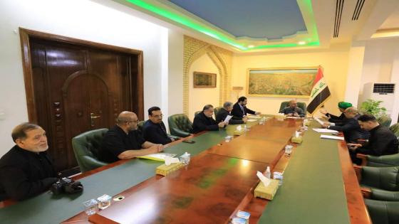 المحافظ يرأس اجتماعاً لتنظيم العمل بين هيأة المواكب والوقف الشيعي
