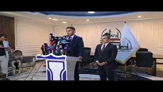 جانب من المؤتمر الصحفي الذي عقده محافظ النجف الاشرف المهندس يوسف مكي كناوي مع ممثل اقليم كوردستان السيد فارس عيسى في ديوان المحافظة