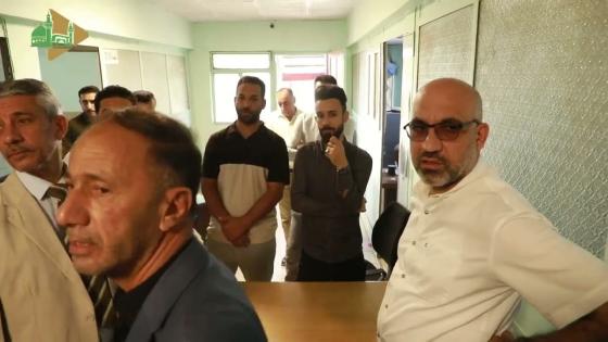 النائـب الأول لمحافظ النجف الأشرف السيــد عماد الجزائـــري يواصــل زياراته المستمرة إلى مديرية زراعة محافظة النجف الأشرف لمتابعـة مدى تنفيذ اهم التوجيهات الإدارية في الزيارات السابقة ، والتي تسهم بتسيير معاملات المراجعين خدمة للمصلحة العامة .