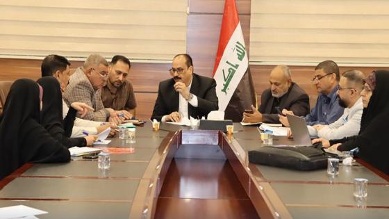 مستشار محافظ النجف لشؤون الوحدات الادارية يترأس اجتماعا لمتابعة تنفيذ قرار تمليك الأراضي للمتجاوزين