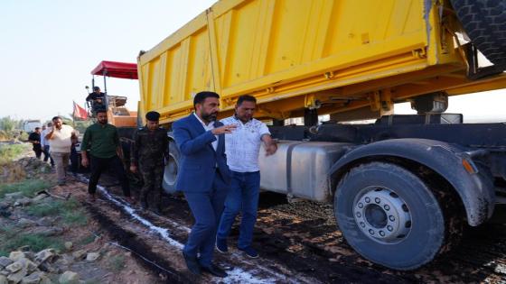 الكرعاوي يوجه بازالة الاسلفت والسبيس في مشروع اكساء منطقة 9 نيسان كونه غير مطابق للمواصفات