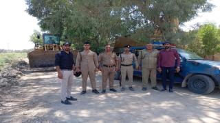 الموارد المائية تواصل اعمال رفع التجاوزات من على محرمات الانهر في المحافظة