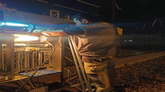 نقل كهرباء النجف الاشرف تنجز اعمالها بربط منظومة غاز SF6 لقواطع الدورة التابعة لخطوط محطة النجف 400