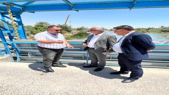 الموارد المائية ترافق معاون مدير عام مركز انعاش الاهوار في جولته الميدانية للنواظم القاطعة في المحافظة.