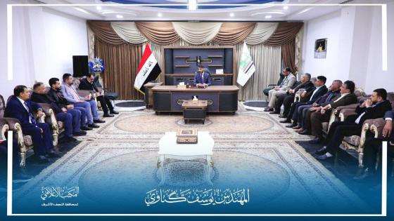 المحافظ يجتمع بكوادر البلدية في الساعات الصباح الأولى