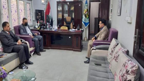 الخفاجي يزور مدير البطاقة التموينية لمناقشة تحديث لمعلومات الخاصة بالبطاقة التموينية للمشمولين باعانة الحماية الاجتماعية