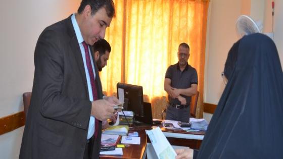 مديرية شهداء النجف الاشرف توزع (287) مليون دينارعلى ذوي الشهداء