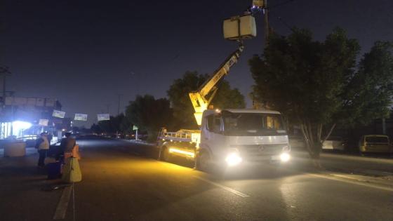 فرع توزيع كهرباءالنجف الأشرف الإستمرار بأعمال صيانة وتأهيل شبكة الإنارة للشوارع الرئيسية والمهمة في عموم المحافظة