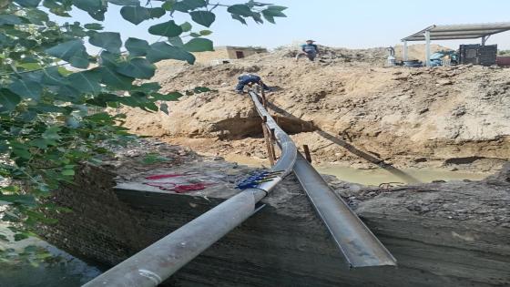 مد انبوب عبار لمنطقة الاحيمر في ناحية العباسية