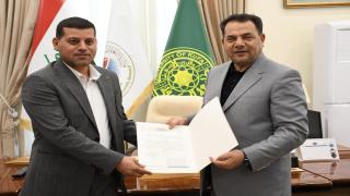 وزير التربية يثمن جهود رئيس جامعة الكوفة وعمدائها بعد احتضانهم للامتحانات الوزارية في الدور الأول