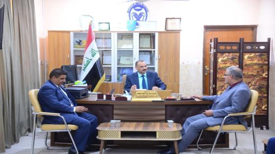 الموارد المائية تلتقي مع مدير خزينة المحافظة في مبنى المديرية