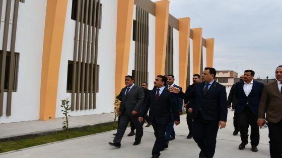 وزير التربية يفتتح عدداً من المدارس في محافظة النجف الاشرف ويتابع ملف الامتحانات التمهيدية