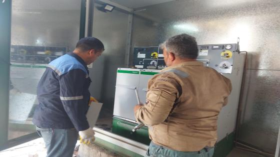 فرع توزيع كهرباء النجف الأشرف ينجز أعمال فك إخنتاقات الشبكة الكهربائية داخل المدينة القديمة