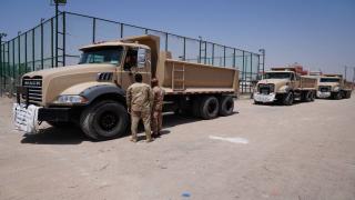 استمرار حملات الجهد الخدمي التابع لمكتب رئيس الوزراء بمشاركة الجهد الالي في وزارة النفط لإسناد كوادر المديرية