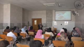 جامعة الكوفة تنتظم حملة توعوية حول آفة المخدرات