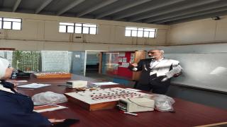 المركز الوطني للصحة والسلامة المهنية يقيم محاضرة علمية لطلبة الجامعات