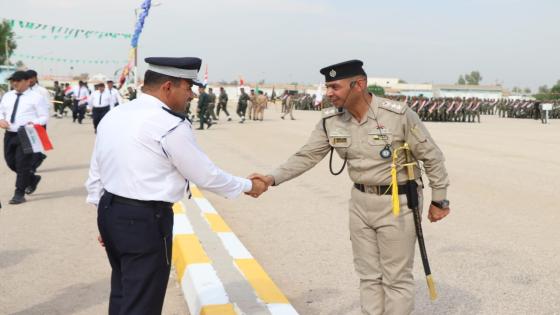 مدير مرور النجف يزور مركز التدريب الأساسي لتفقد دورة المنتسبين العقود
