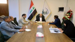 الوائلي يرأس إجتماعا لمناقشة إستكمال إجراءات تخصيص قطع الأراضي للعمال