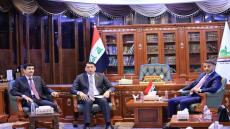 الأمين العام لمجلس الوزراء مجلس محافظة النجف الأشرف ومحافظ النجف الأشرف يعقدون اجتماعاً في مبنى ديوان المحافظة