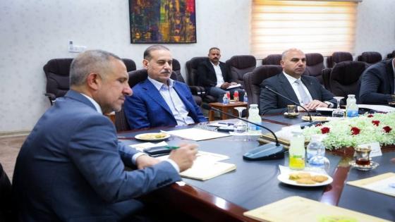 محافظ النجف الأشرف يحضر إجتماع اللجنة العليا للزيارات المليونية