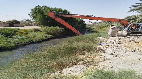 الموارد المائية في النجف الاشرف تواصل اعمال التطهيرات للانهر في المحافظة