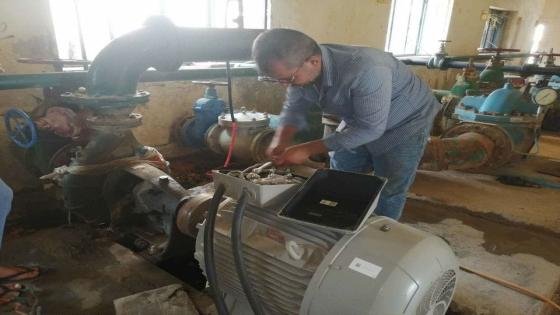 اصلاح احد طواقم الدفع في مشروع ماء المشخاب القديم بالنجف الاشرف